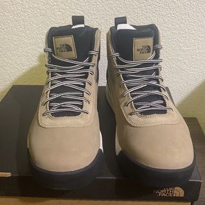 The North Face Larimer Mid Waterproof mens boots